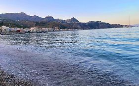 Casa Vacanza Giardini Naxos Taormina Miranaxos