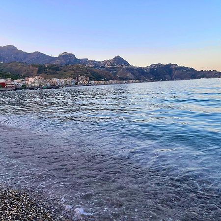Casa Vacanza Giardini Naxos Taormina Miranaxos Zewnętrze zdjęcie